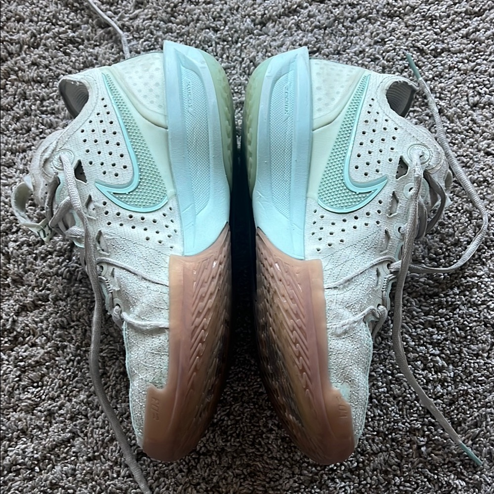 Nike Mint and Tan Athletic Shoes